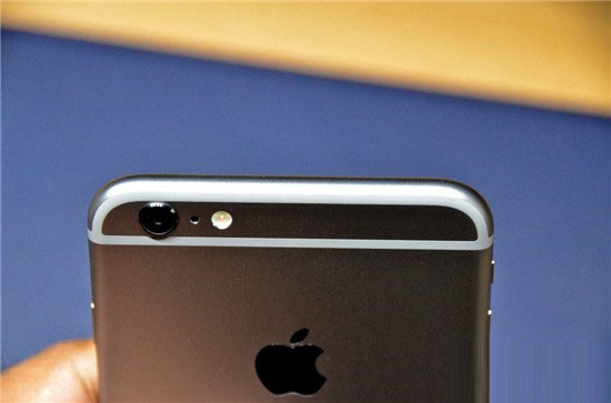 苹果iPhone6外观怎么样?iPhone6/iPhone6 Plus真机外观上手试玩实拍图片