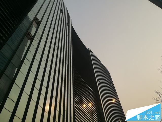 荣耀8青春版值得买吗