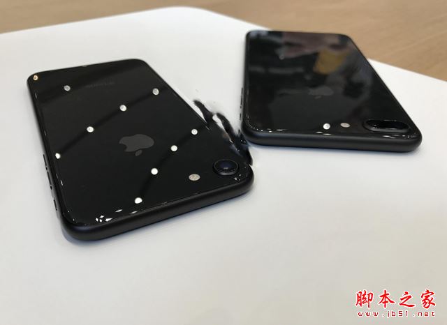 iPhone8和8Plus哪个性价比高