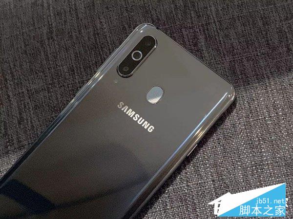 三星Galaxy A8s手机怎么样？三星Galaxy A8s手机评测介绍