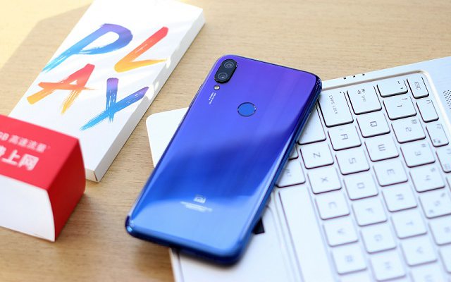 小米Play配置怎么样 小米Play参数与外观图赏