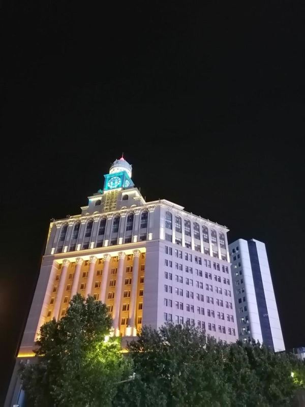 麦芒8手机值得买吗 麦芒8手机上手体验及评测