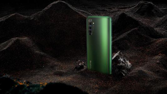 realmeQ2对比realmeQ2pro