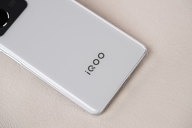 iQOOZ8测评