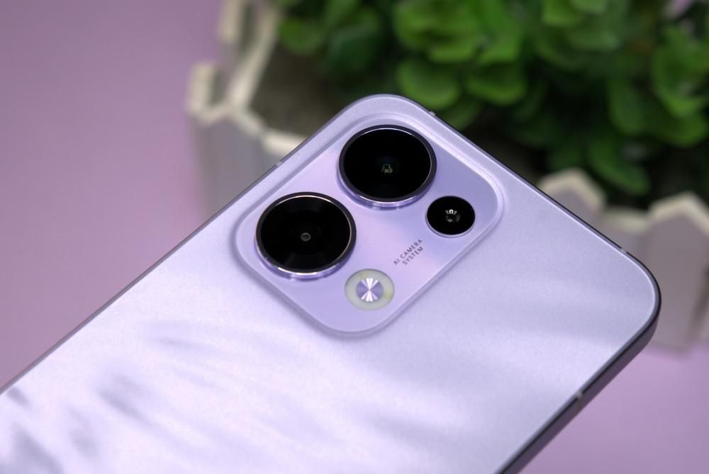 OPPO Reno13和OPPO Reno13 pro有什么区
