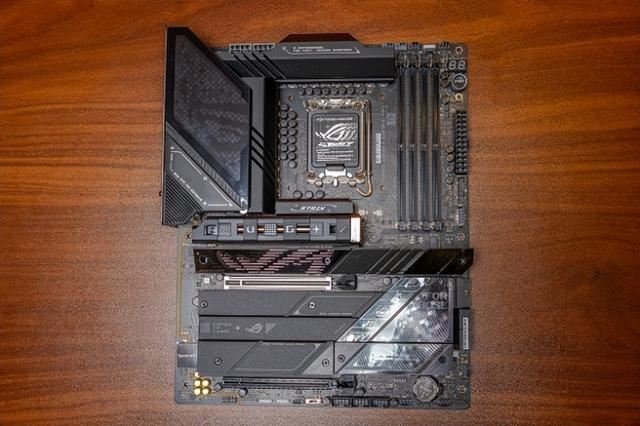 ROGSTRIXZ890E评测