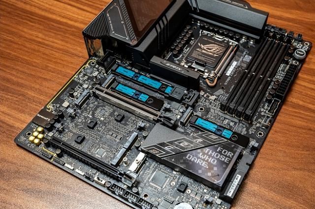 ROGSTRIXZ890E评测