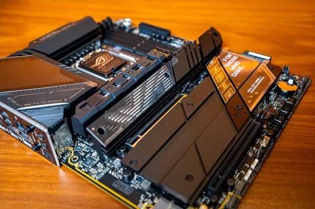 ROGSTRIXZ890E评测