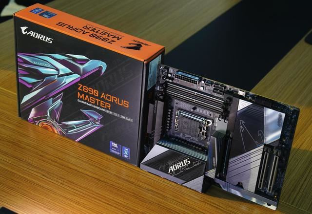 技嘉Z890AORUSMASTER主板评测