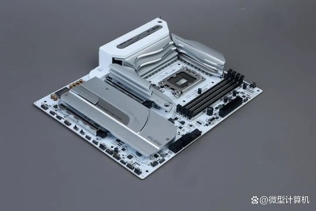 iGameZ890FLOW主板测评