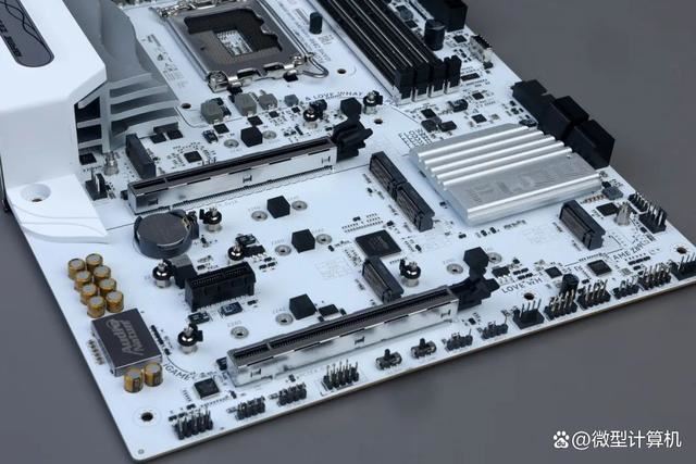 iGameZ890FLOW主板测评