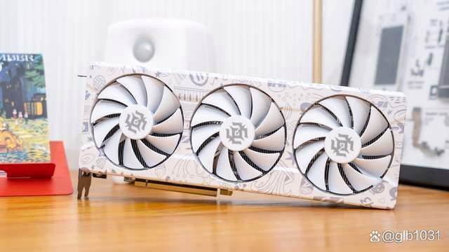 微星Z790和索泰4070SUPER测评