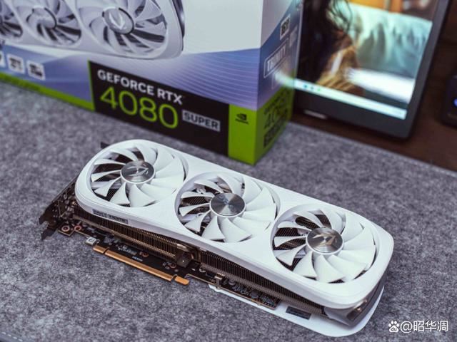 索泰RTX4080SUPER测评