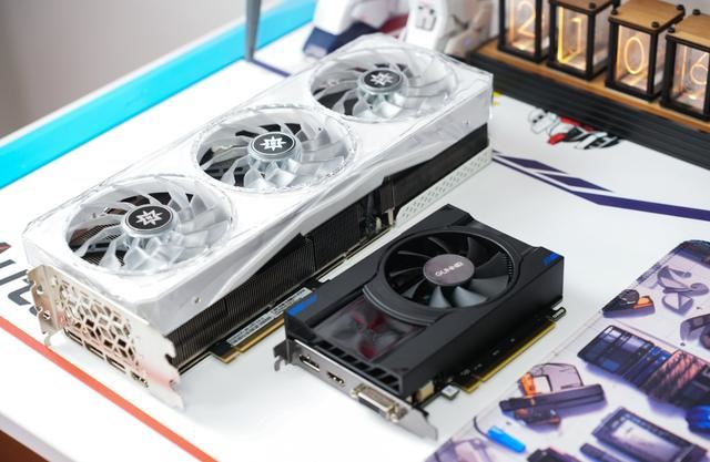 蓝戟IntelDG1V2MAX怎么样