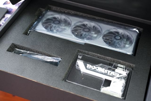 影驰RTX4070TiSUPER星曜OC测评