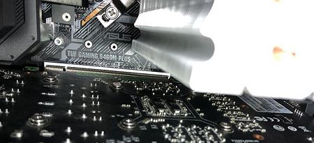 七彩虹3080ti火神接线方法