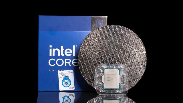 7800X3DVS14900K对比