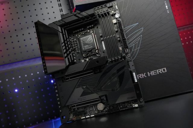英特尔i7-14700K首发评测
