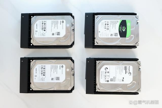 绿联DX4600+使用体验
