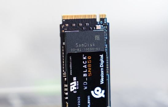 西数sn850x和金士顿kc3000区别介绍