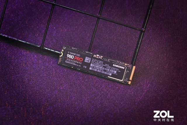 三星980PRO PCIE4.0 固态硬盘评测
