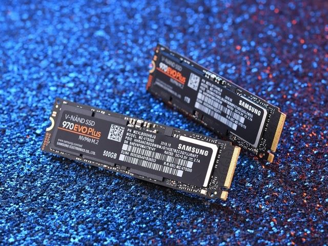 三星970 EVO Plus对比980 PRO