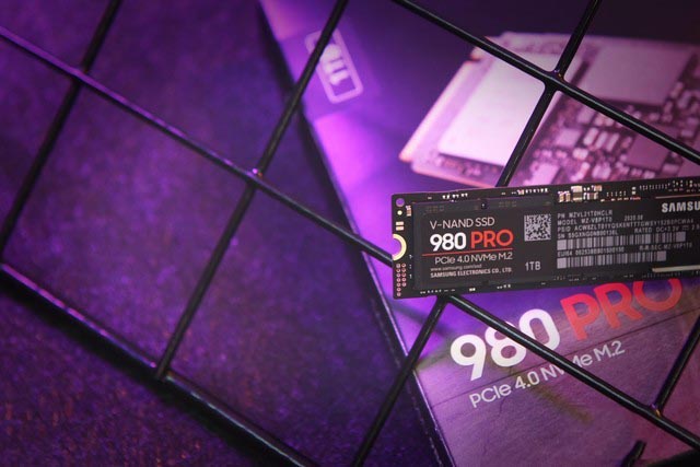三星980PRO PCIE4.0固态硬盘评测