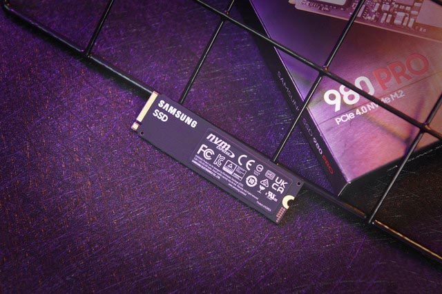 三星980PRO PCIE4.0固态硬盘评测