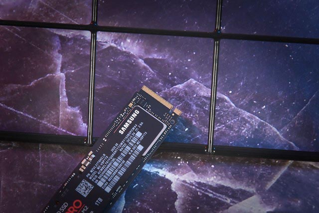 三星980PRO PCIE4.0固态硬盘评测