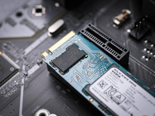 铠侠EXCERIA PLUS固态硬盘评测