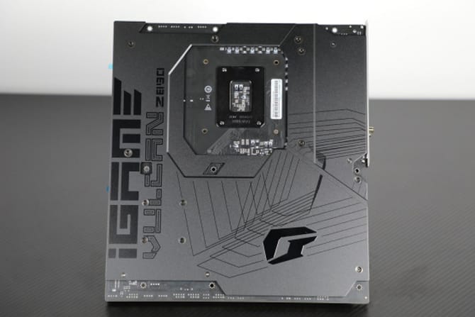 Z890主板评测