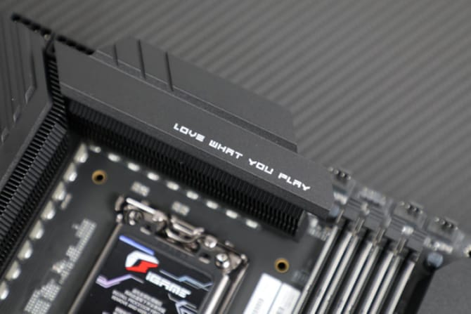 Z890主板评测