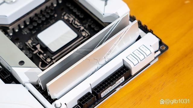 佰维DW100时空行者DDR5测评