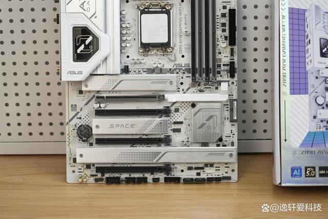Ultra7265K和i714700KF对决