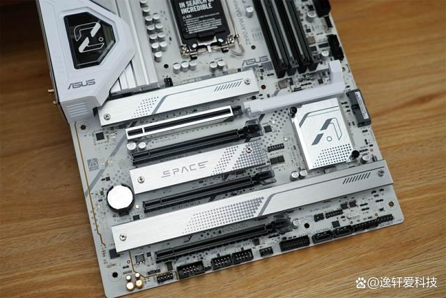 华硕Z890AYW主板搭配Ultra7265K性能如