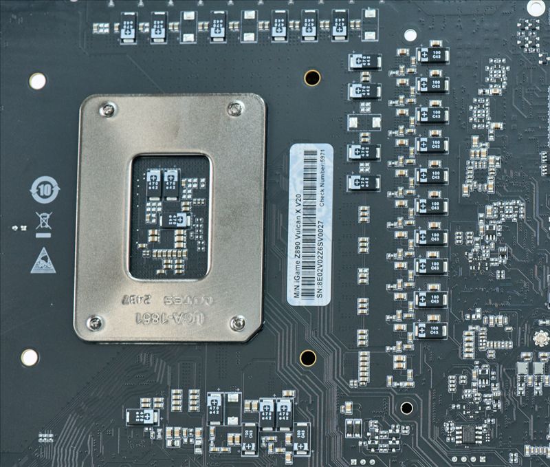 七彩虹Z890 Vulcan X评测