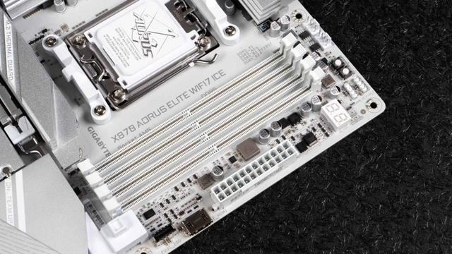 技嘉X870主板评测