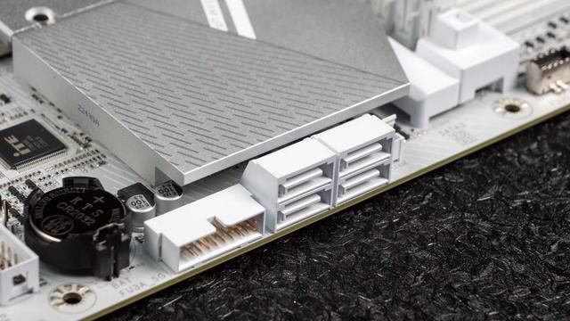 技嘉X870主板评测