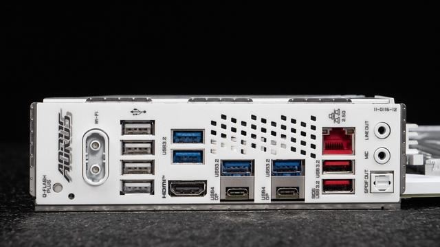 技嘉X870主板评测