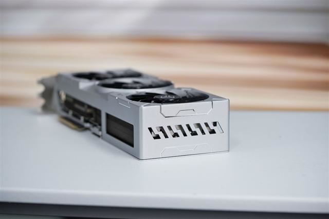 影驰GeForceRTX4070TiSUPER评测
