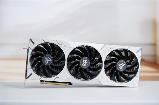 影驰GeForceRTX4070TiSUPER评测