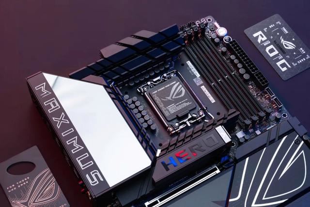 华硕ROGMAXIMUSZ890HERO测评