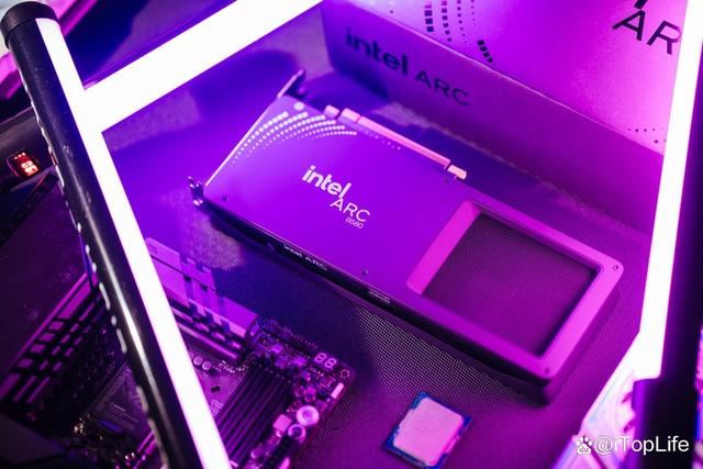 英特尔锐炫ArcB580评测