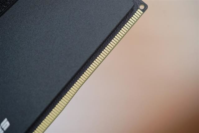 雷克沙DDR56000C26内存评测