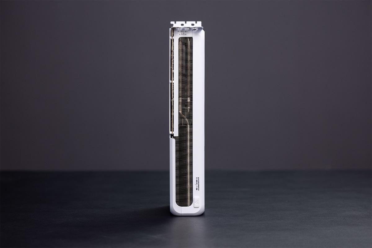 AX电竞叛客RTX5090DX3W开箱