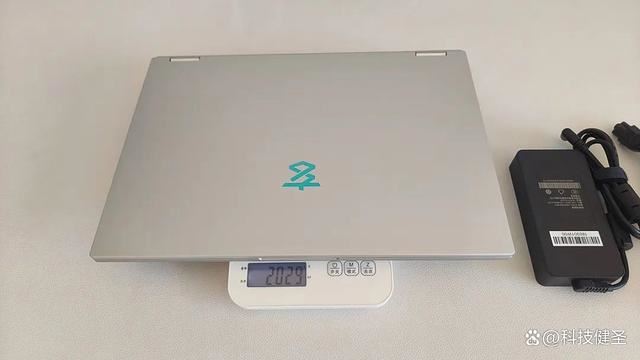 玄极星16全能本评测