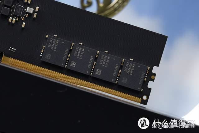 亦逍遥DDR5评测