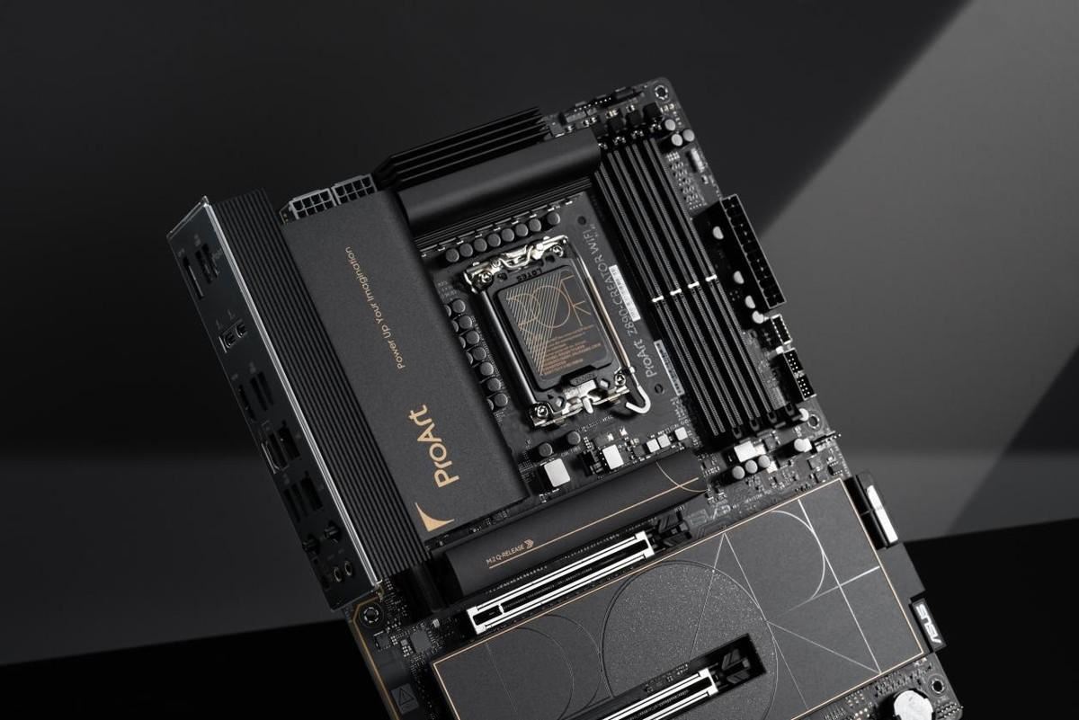 华硕ProArtZ890测评