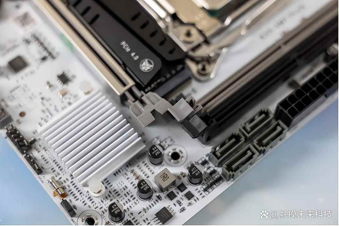 华南金牌X99主板测评