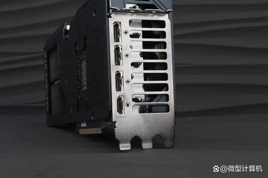 GeForceRTX5070MASTER显卡测评